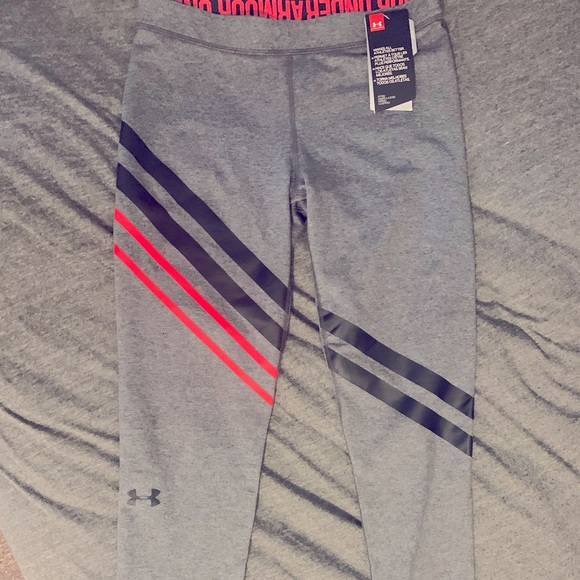 New Under Armour workout leggings - Picture 5 of 6